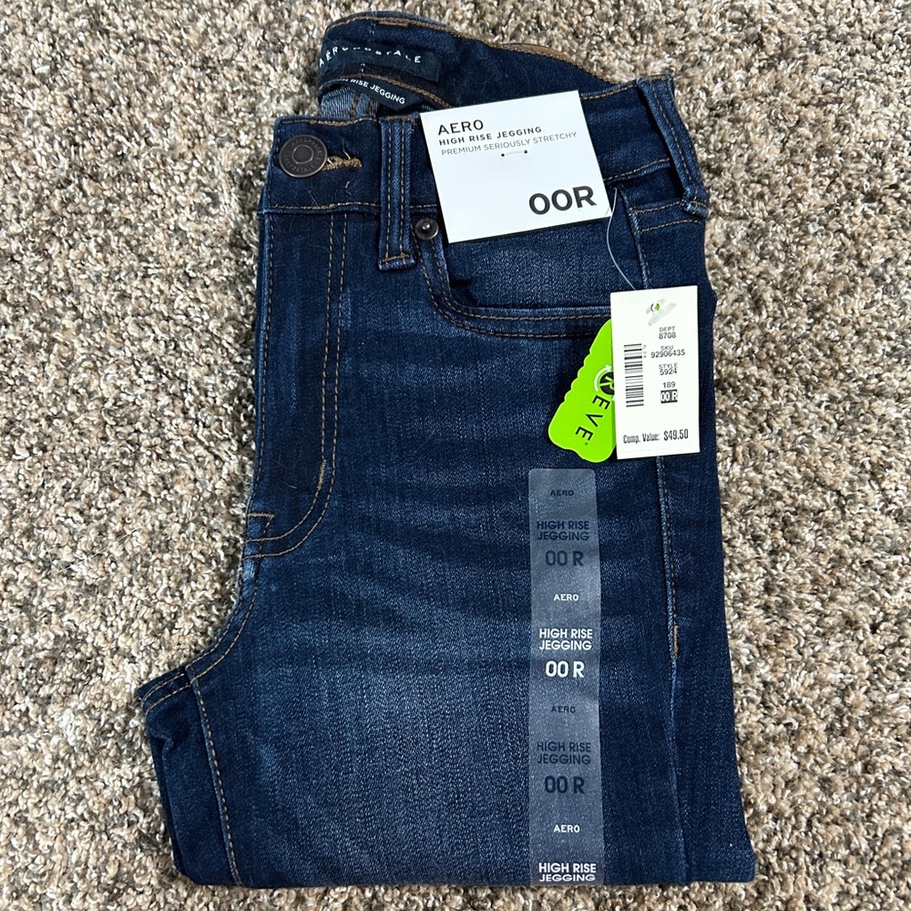 Aeropostale Premium Seriously Stretchy High Rise Jegging Size 00R. Brand New!